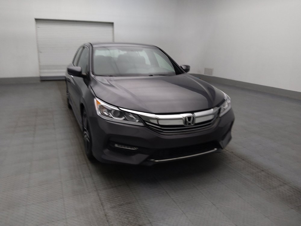Used 2017 Honda Accord Sport image 14