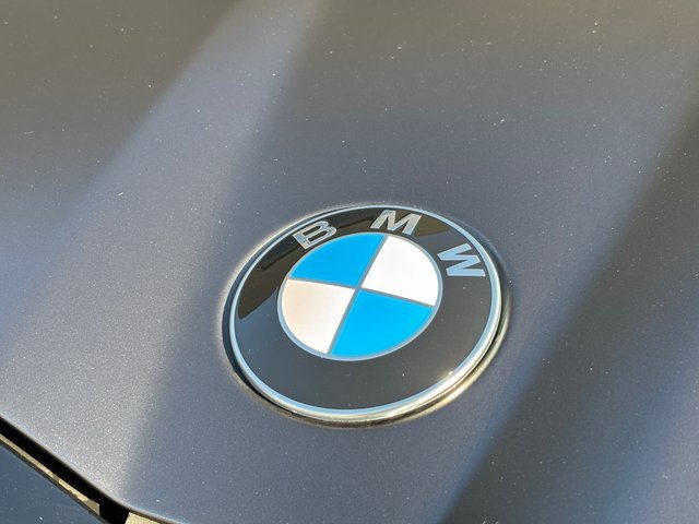 Used 2025 BMW M5 w/ Executive Package image 28