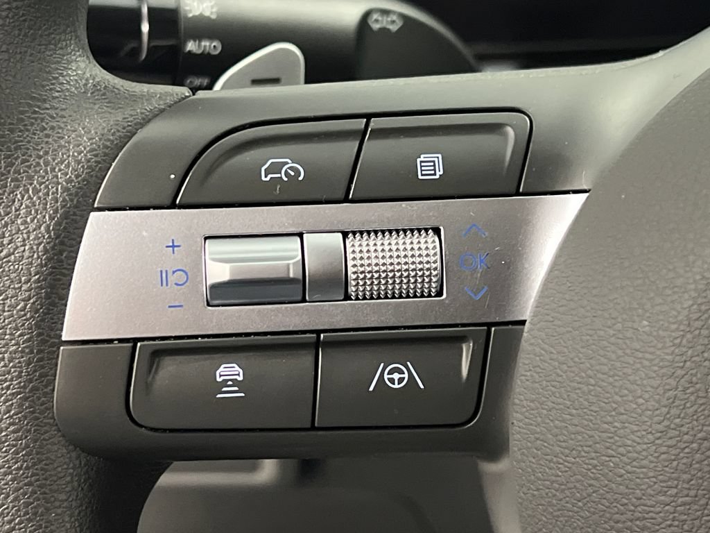 Used 2025 Hyundai Sonata SEL FWD image 44