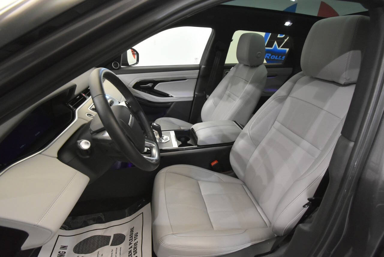Used 2020 Land Rover Range Rover Evoque SE AWD/4WD image 12