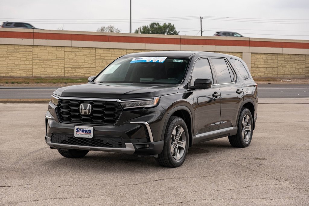 Used 2023 Honda Pilot EX-L image 3