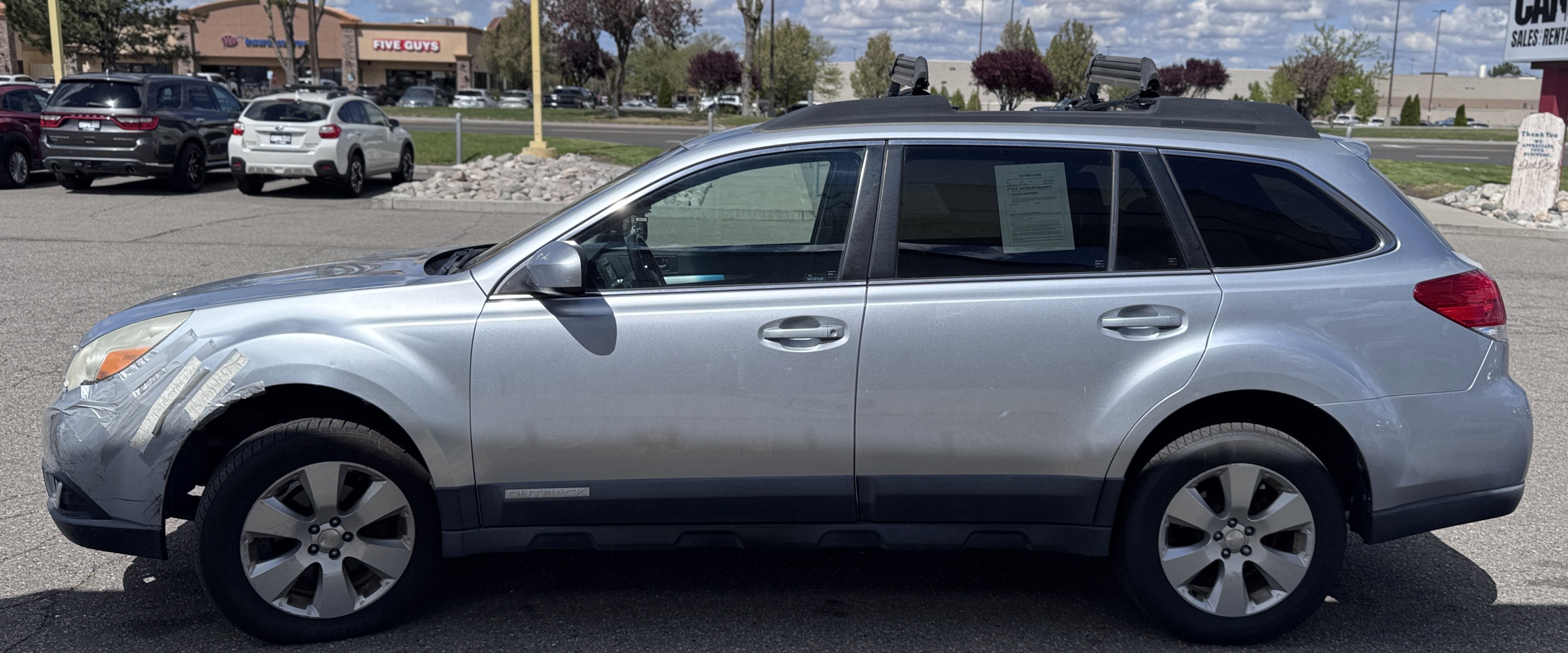 Used 2012 Subaru Outback 2.5i Premium w/ All-Weather Pkg AWD/4WD image 4