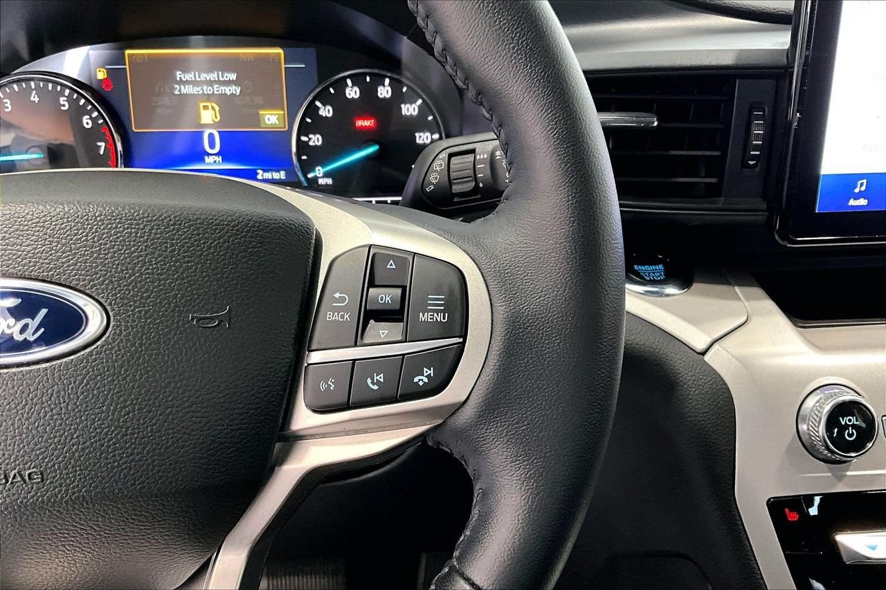 Certified 2023 Ford Explorer XLT RWD image 22