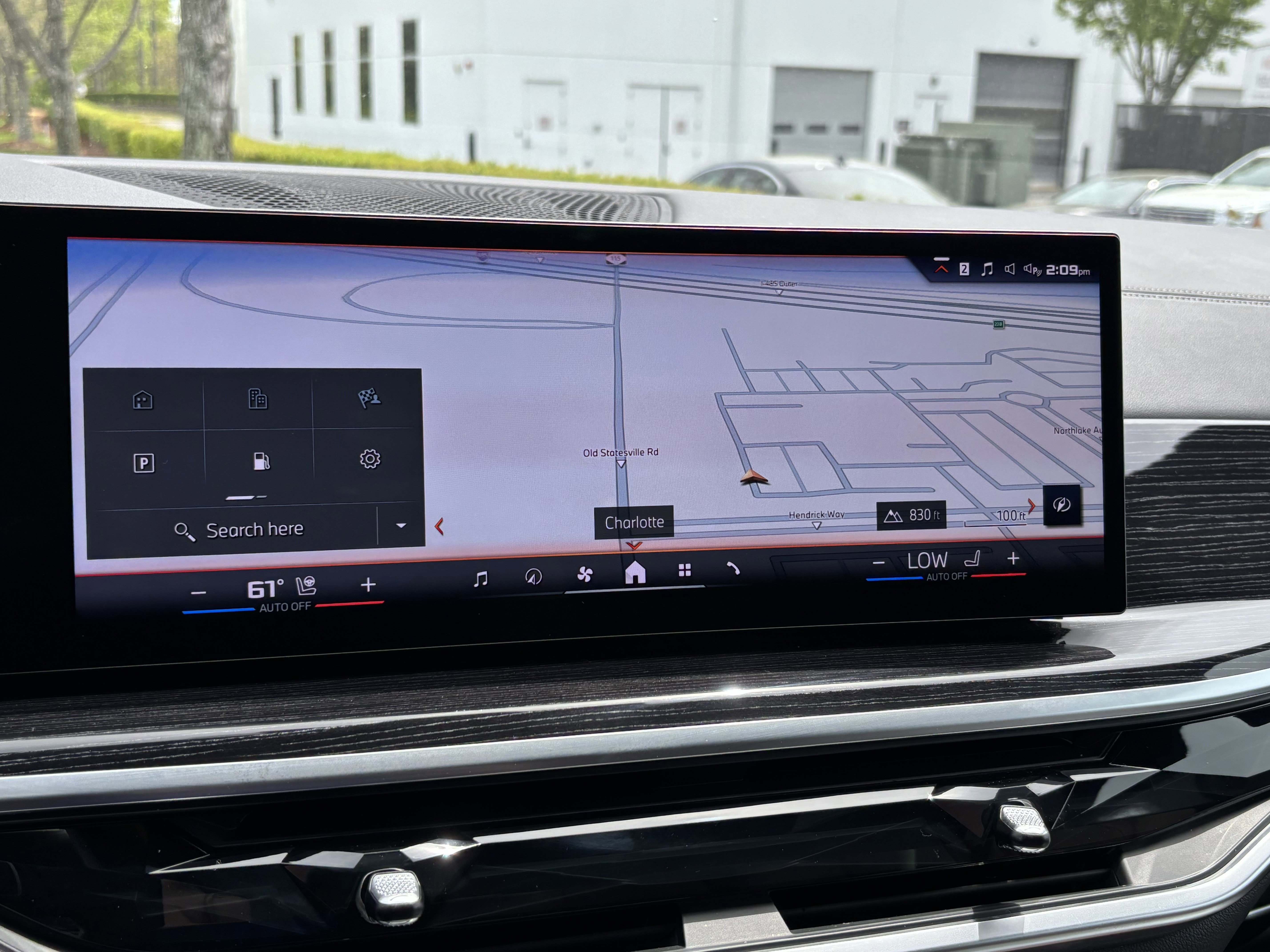 Certified 2026 BMW X7 M60i AWD/4WD image 25