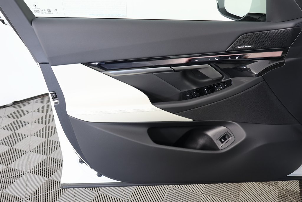 New 2027 BMW 530i w/ M Sport Package RWD image 7