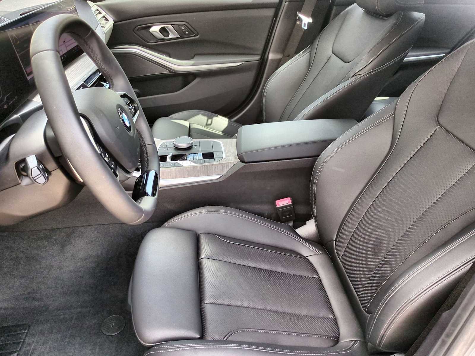 New 2025 BMW 330i xDrive Sedan w/ Premium Package image 16