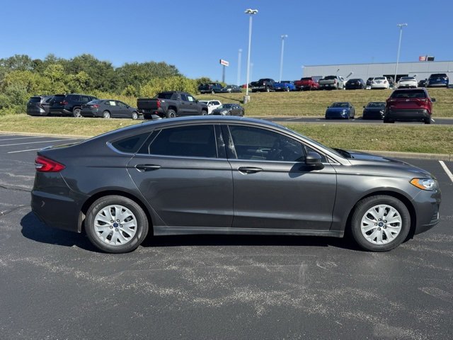 Used 2020 Ford Fusion S image 2