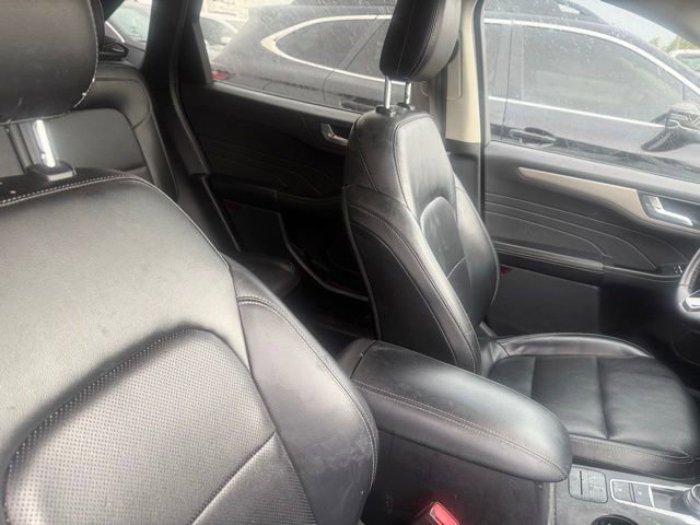 Used 2022 Ford Escape SEL FWD image 6