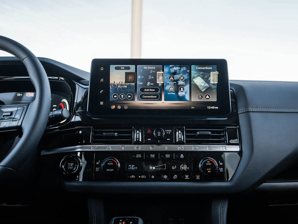 New 2026 Nissan Pathfinder Platinum AWD/4WD image 17