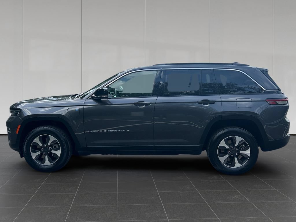 Used 2024 Jeep Grand Cherokee Limited 4xe AWD/4WD image 2