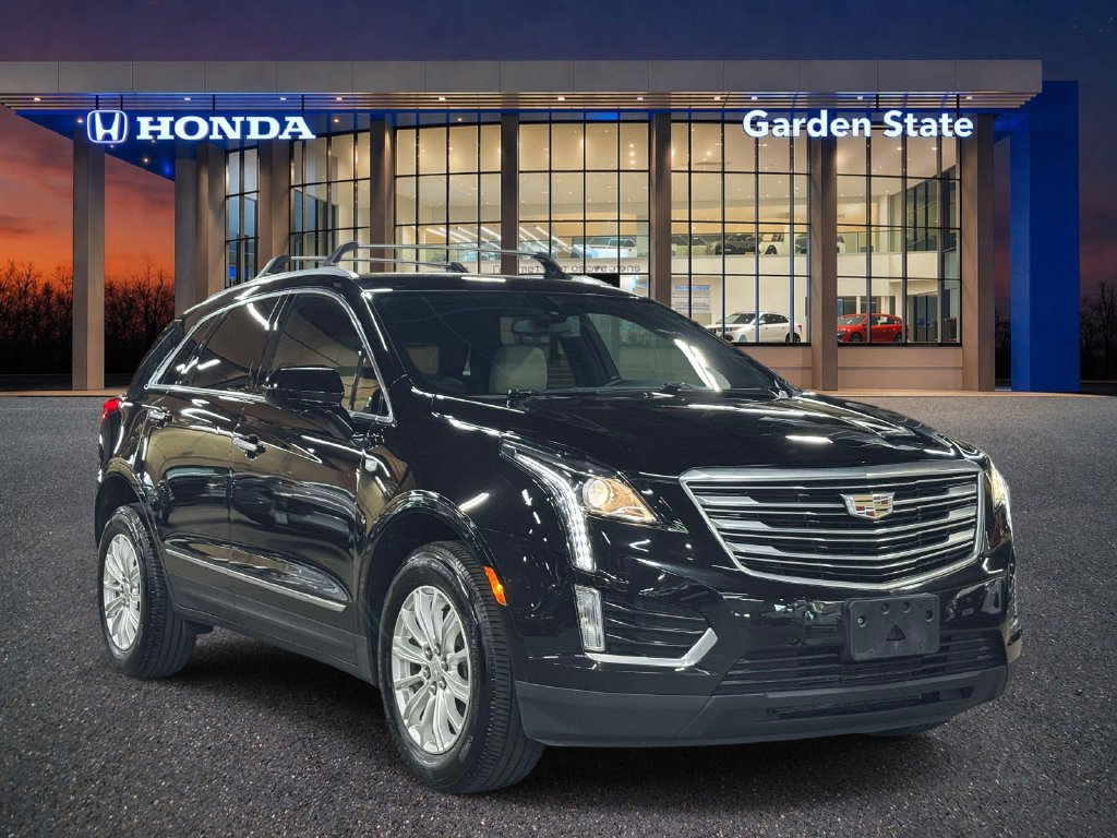 Used 2018 Cadillac XT5 FWD image 2