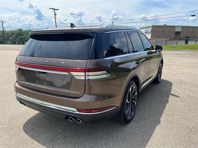 Used 2022 Lincoln Aviator Reserve w/ Equipment Group 201A image 4