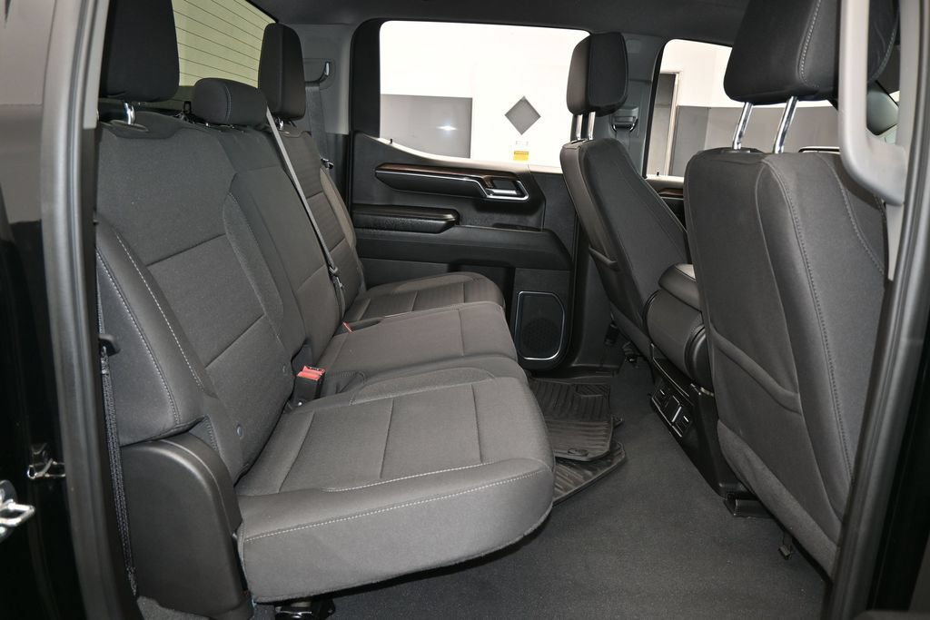 Used 2024 Chevrolet Silverado 1500 LT RWD image 46