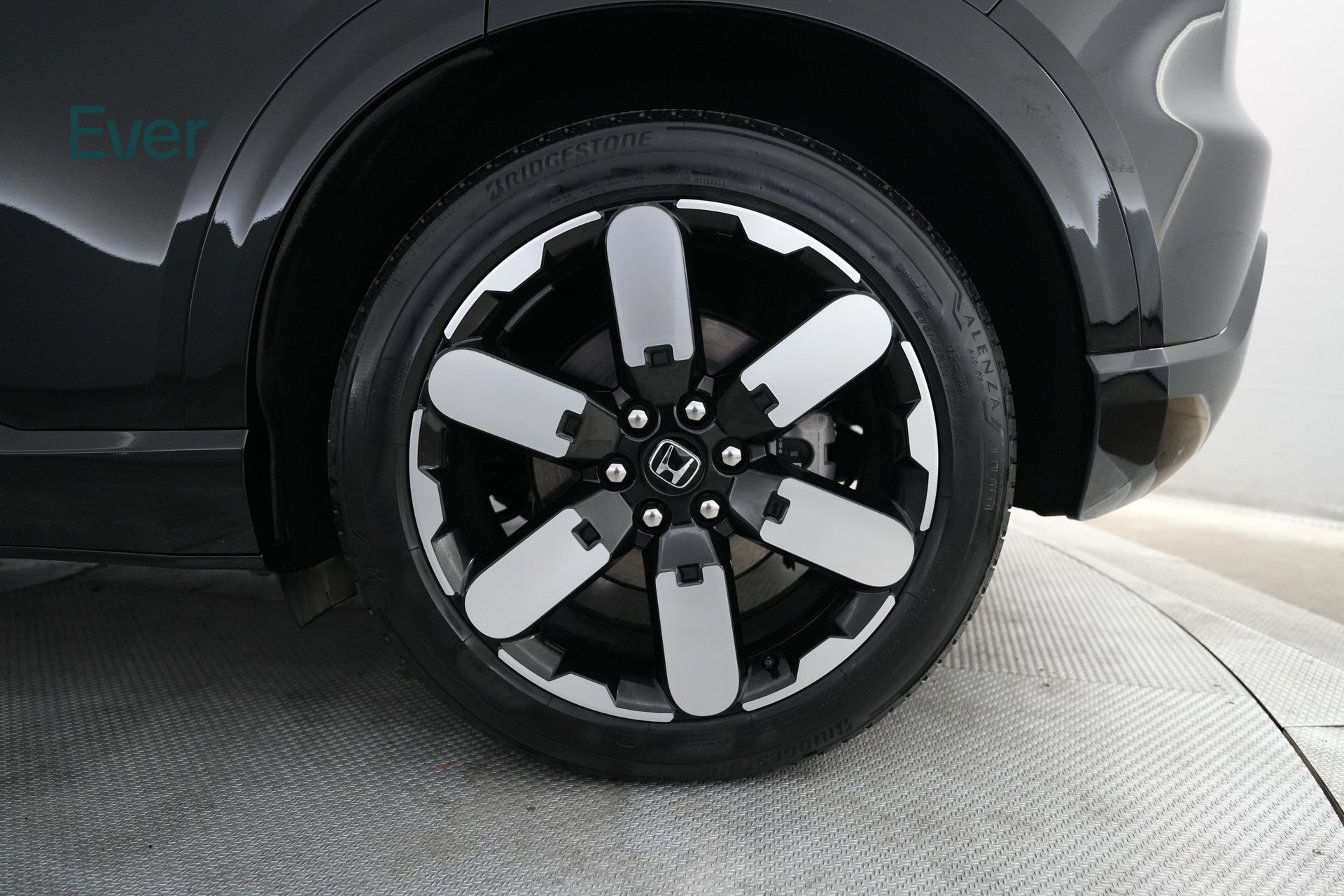 Used 2024 Honda Prologue Elite image 9