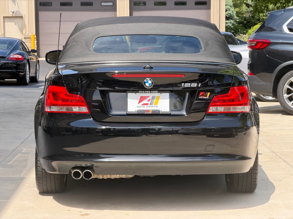 Used 2013 BMW 128i Convertible RWD image 8