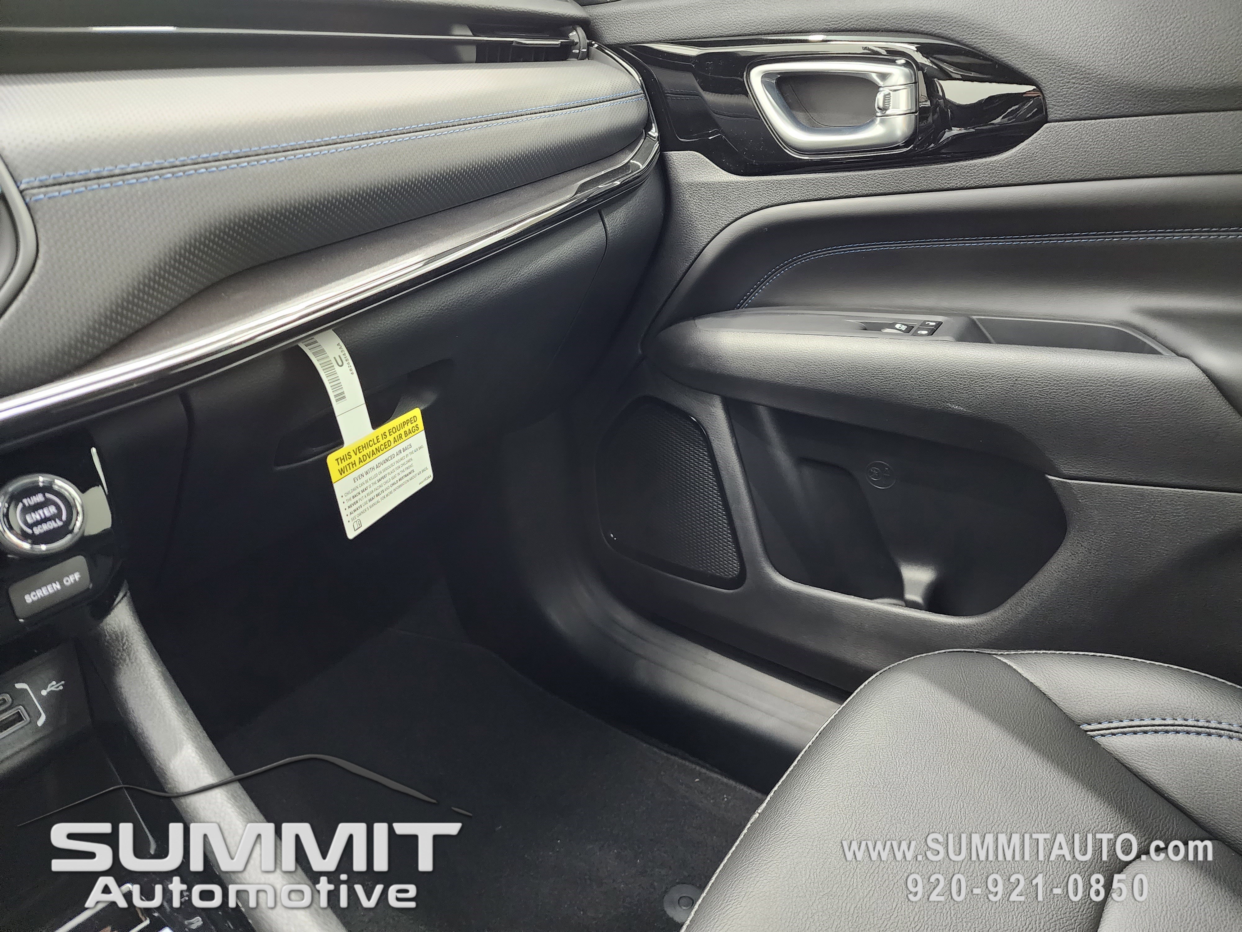 New 2026 Jeep Compass Limited image 12