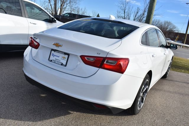 Used 2023 Chevrolet Malibu LT image 3