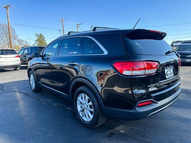 Used 2017 Kia Sorento LX image 6
