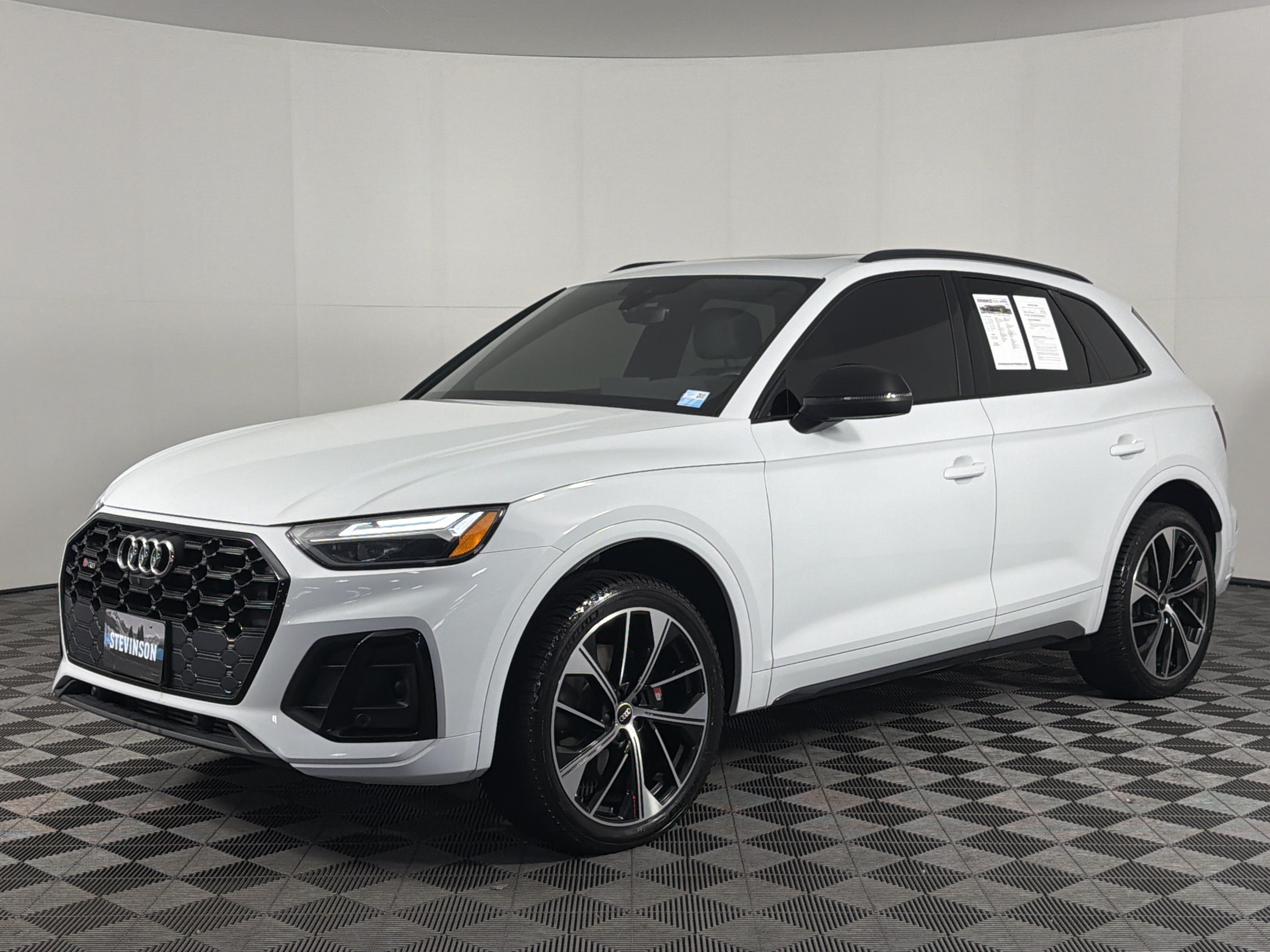 Used 2021 Audi SQ5 Premium Plus w/ Premium Plus Package AWD/4WD image 3
