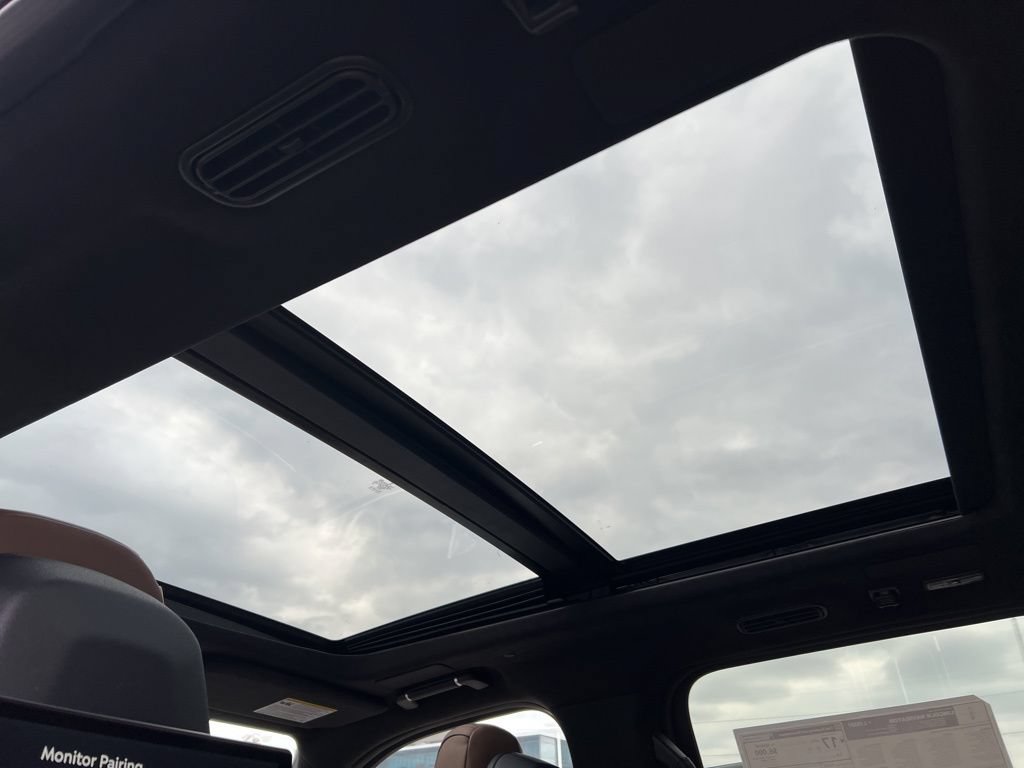 New 2025 Lincoln Navigator Black Label AWD/4WD image 37