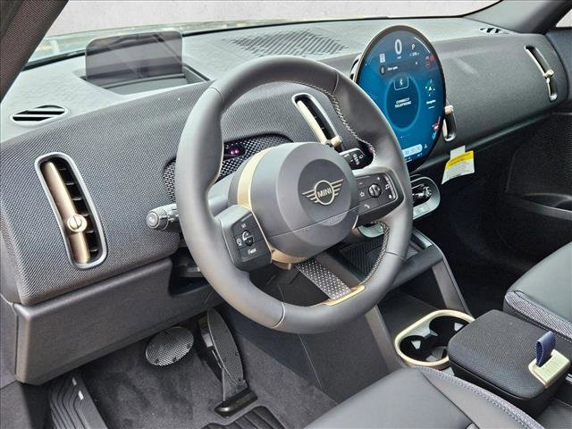 Used 2026 MINI Cooper Countryman S w/ Comfort Package Max image 3