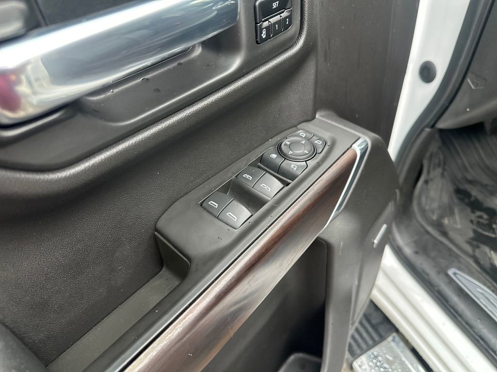 Used 2020 GMC Sierra 1500 SLT image 17