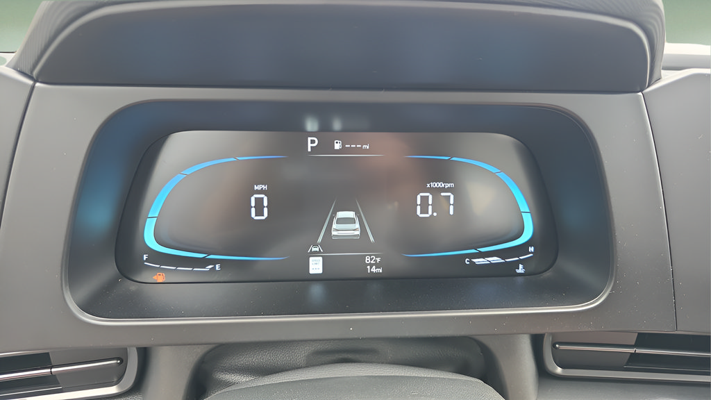 Certified 2026 Hyundai Elantra Sport FWD image 17