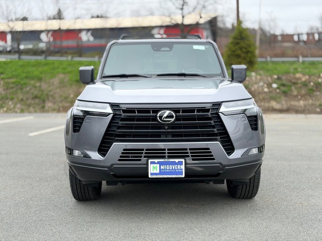 Used 2024 Lexus GX 550 w/ Accessory Package (Z1) AWD/4WD image 10