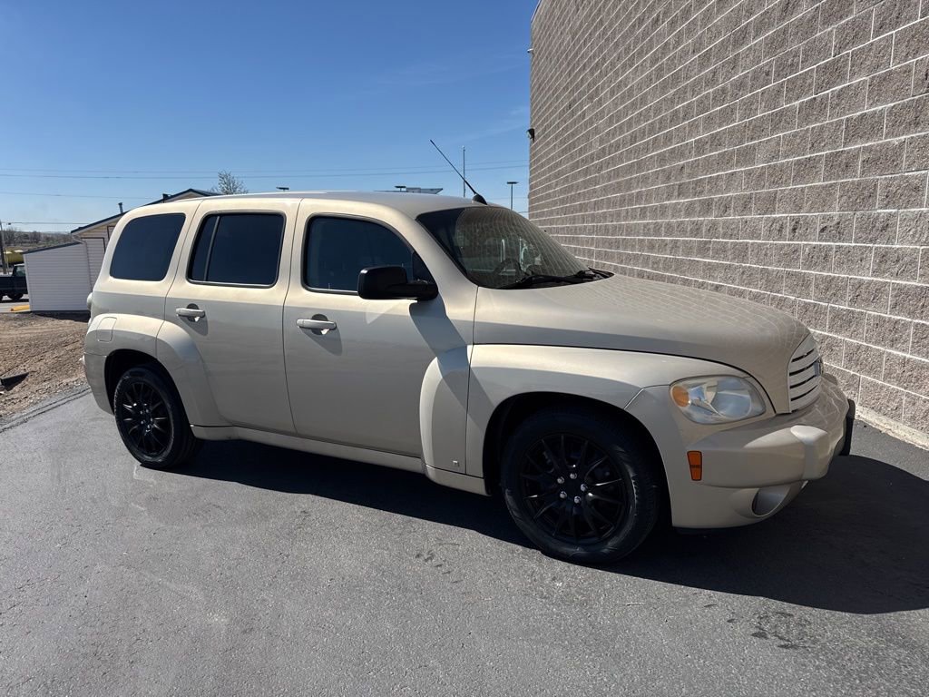 Used 2009 Chevrolet HHR LS image 1