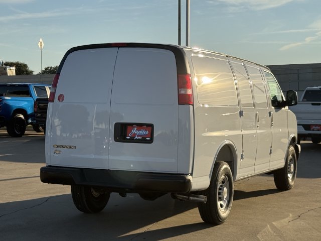 New 2027 Chevrolet Express 2500 w/ Driver Convenience Package RWD image 5