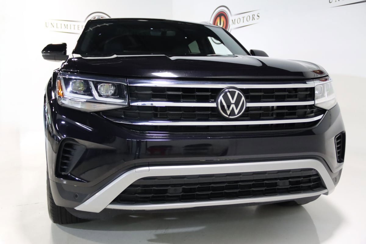 Used 2020 Volkswagen Atlas Cross Sport SEL image 22