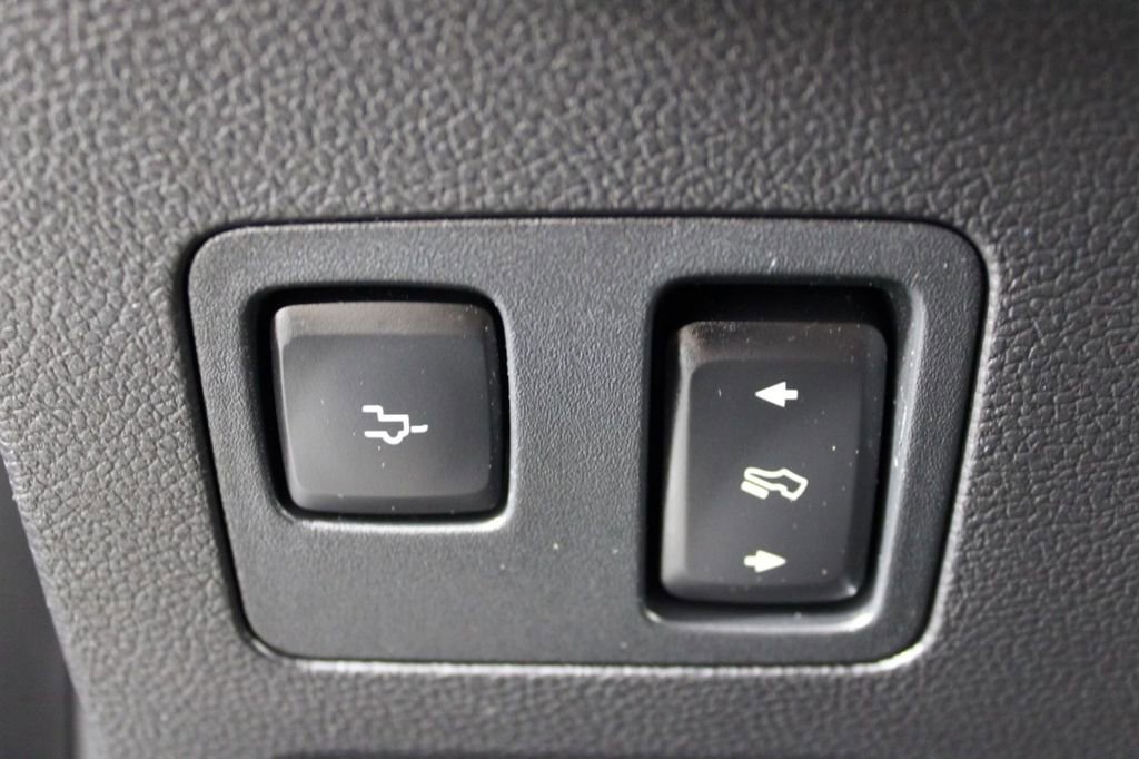 Used 2020 Ford F350 Platinum image 22