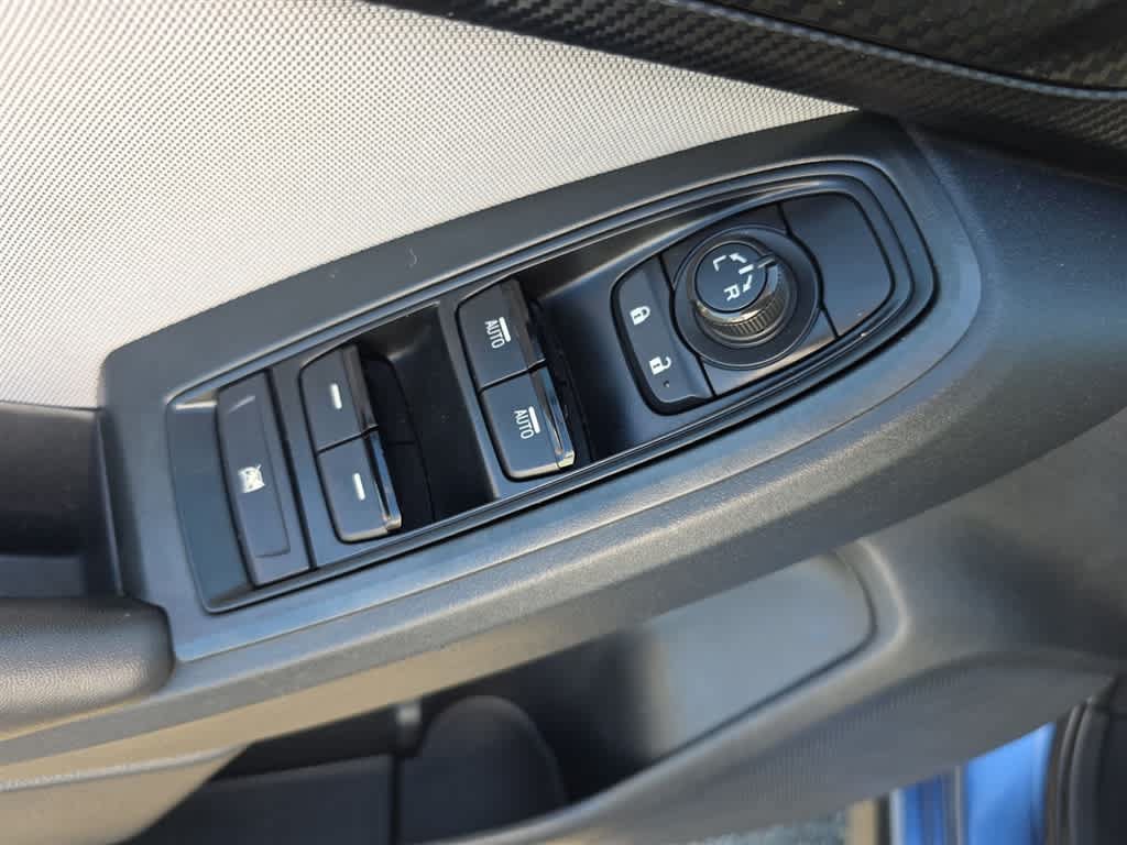 Used 2019 Subaru Crosstrek 2.0i w/ Eyesight System AWD/4WD image 17