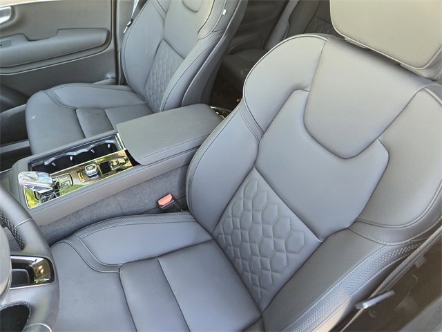 Certified 2025 Volvo XC90 T8 Plus w/ Protection Package Premier image 20