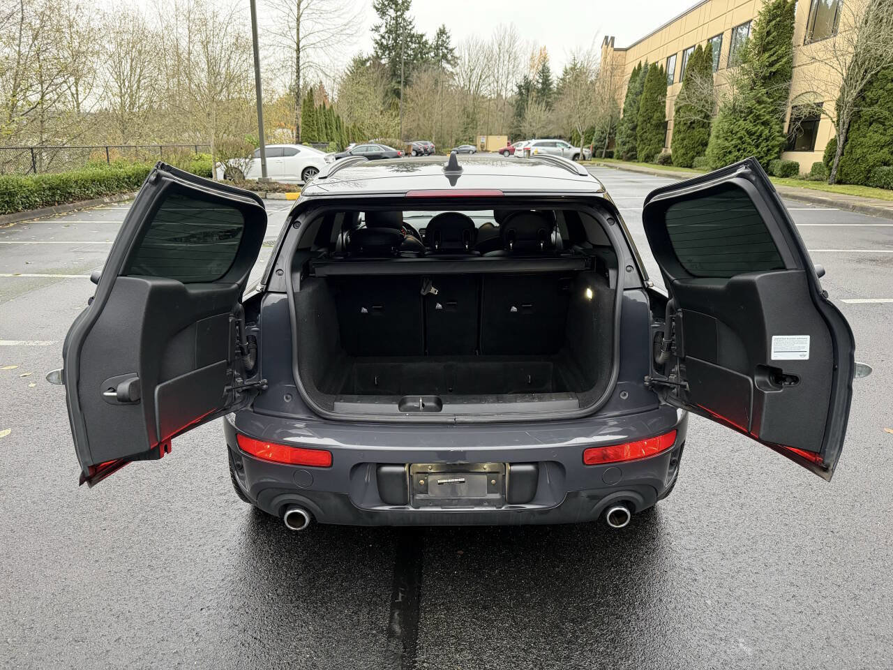 Used 2020 MINI Cooper Clubman S image 7