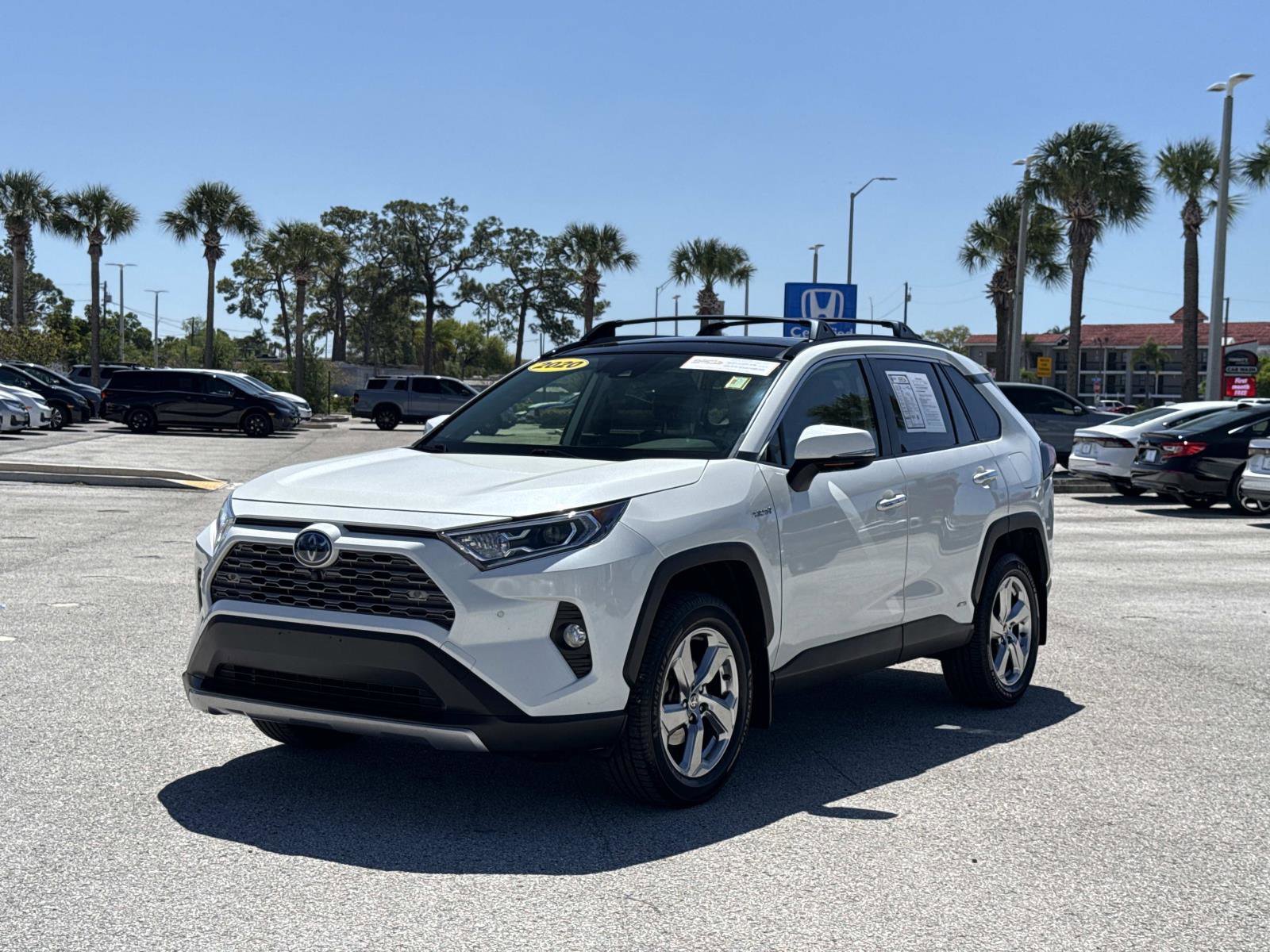 Used 2020 Toyota RAV4 Limited image 1