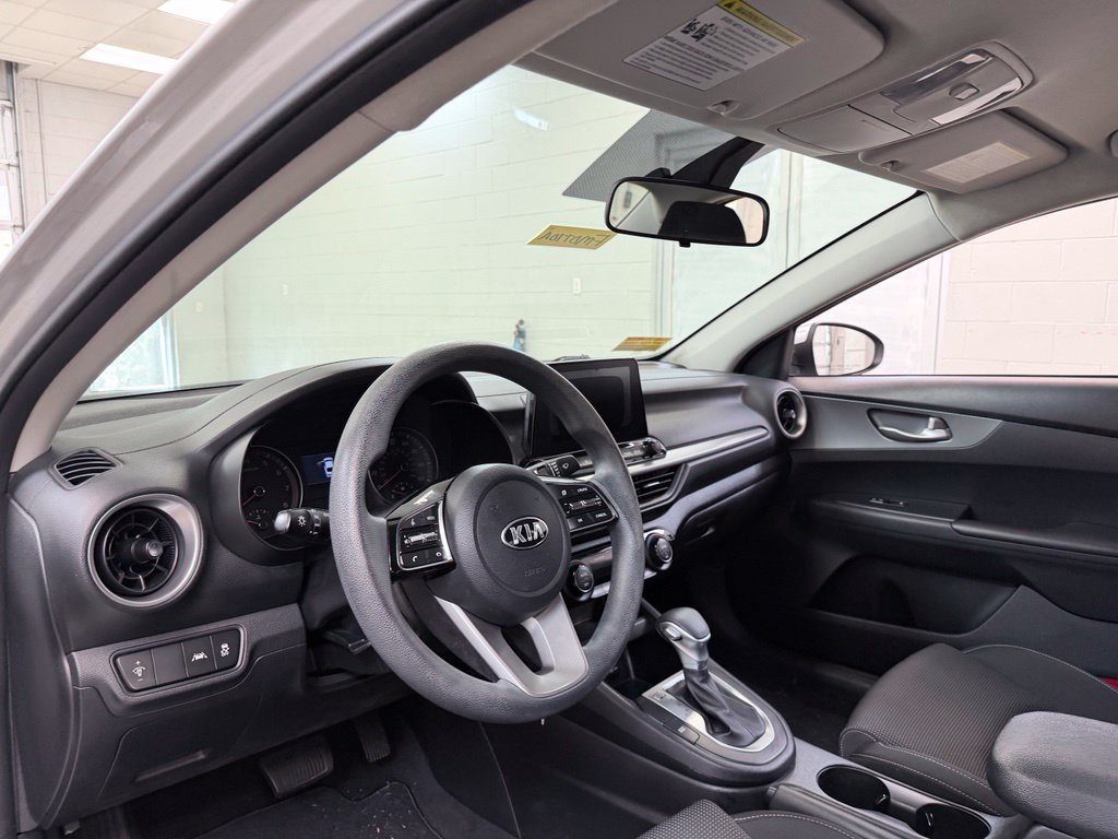 Used 2019 Kia Forte LXS FWD image 15