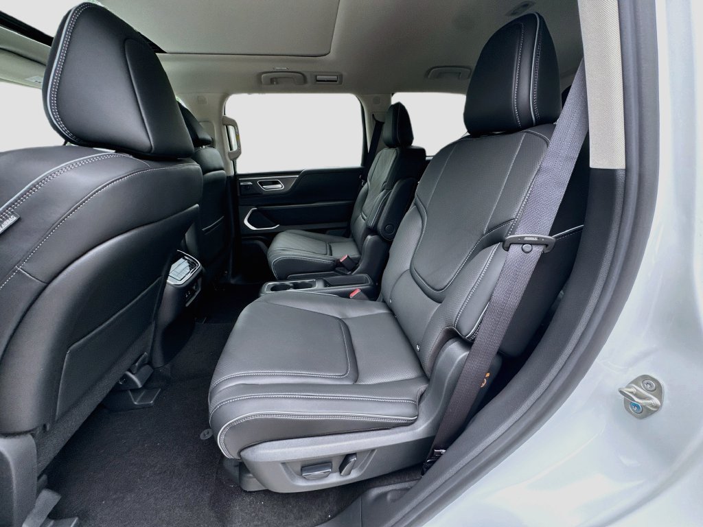 New 2027 INFINITI QX80 Luxe w/ Cargo Package AWD/4WD image 26