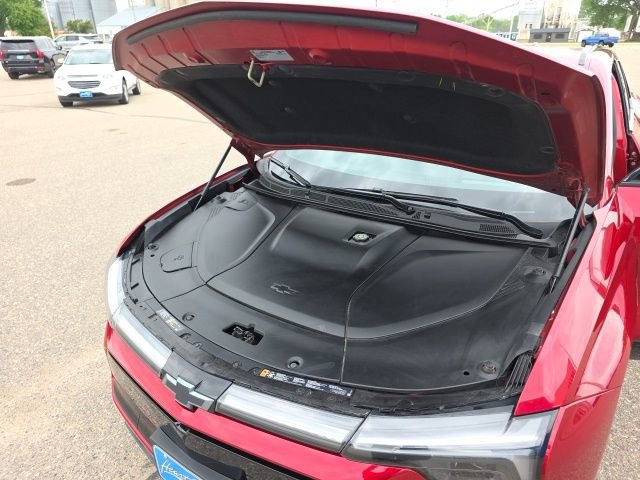 Used 2024 Chevrolet Blazer EV RS AWD/4WD image 55