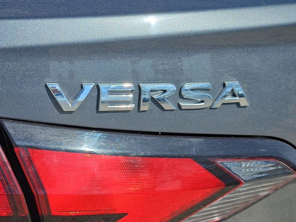 Used 2025 Nissan Versa SV FWD image 14