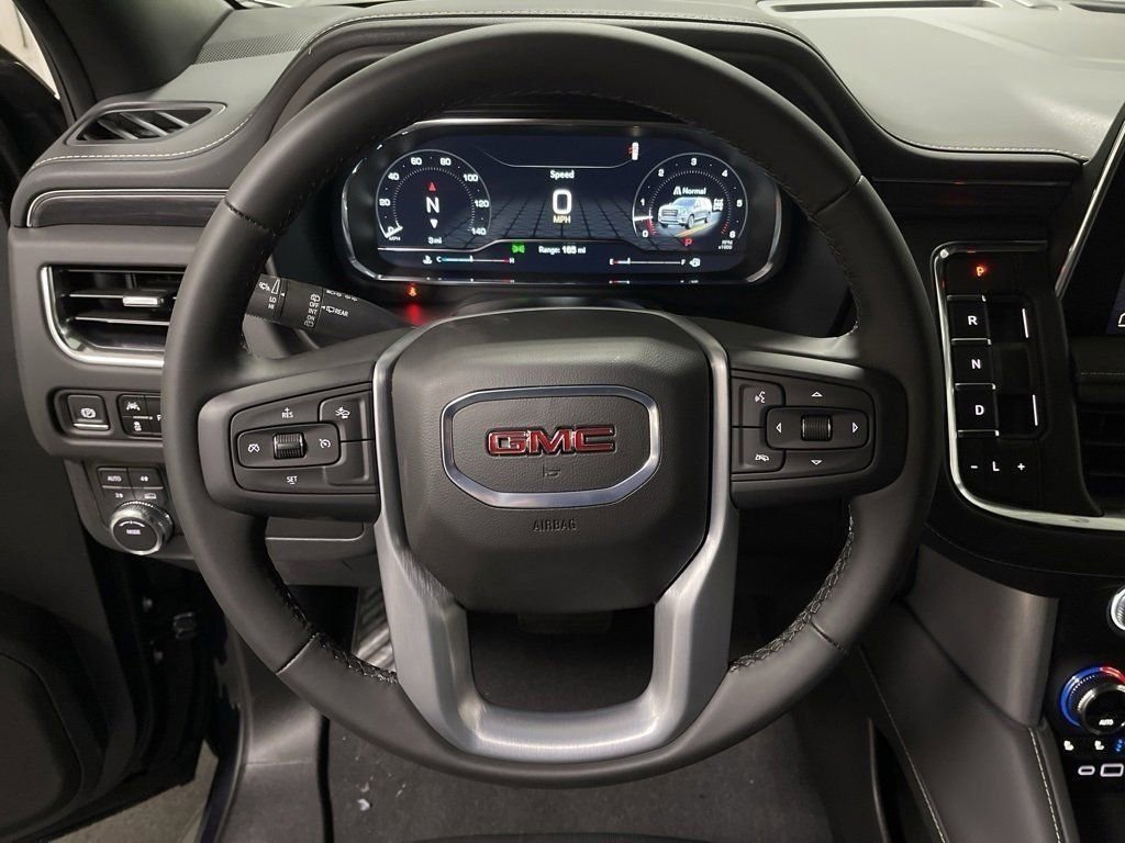 Used 2024 GMC Yukon XL SLT image 17