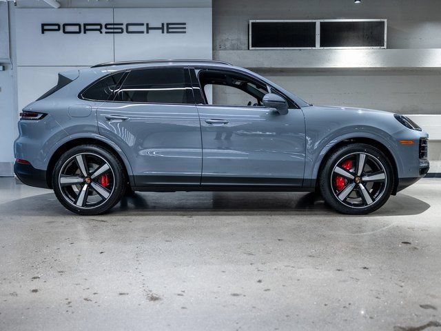 New 2026 Porsche Cayenne S AWD/4WD image 9