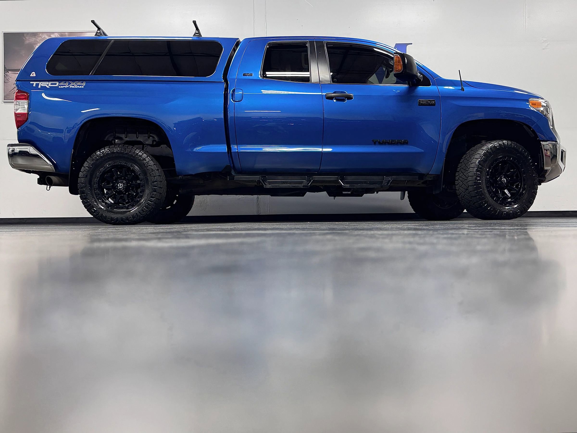 Used 2017 Toyota Tundra SR5 w/ TRD Off Road Package AWD/4WD image 3