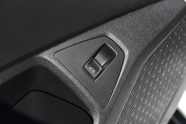 New 2026 Volkswagen Jetta GLI Autobahn FWD image 9