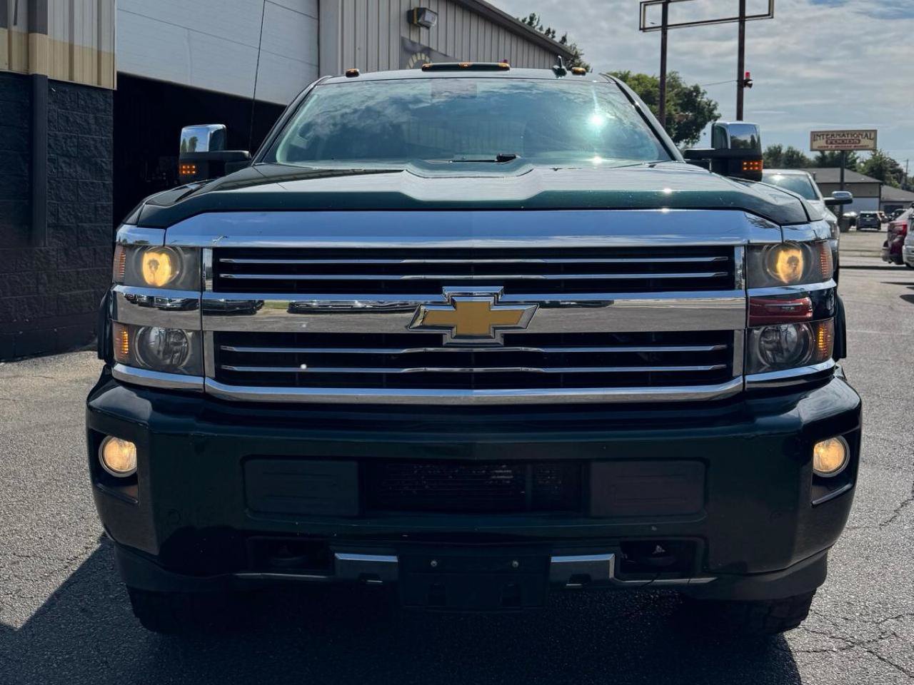 Used 2015 Chevrolet Silverado 2500 High Country w/ Duramax Plus Package AWD/4WD image 8