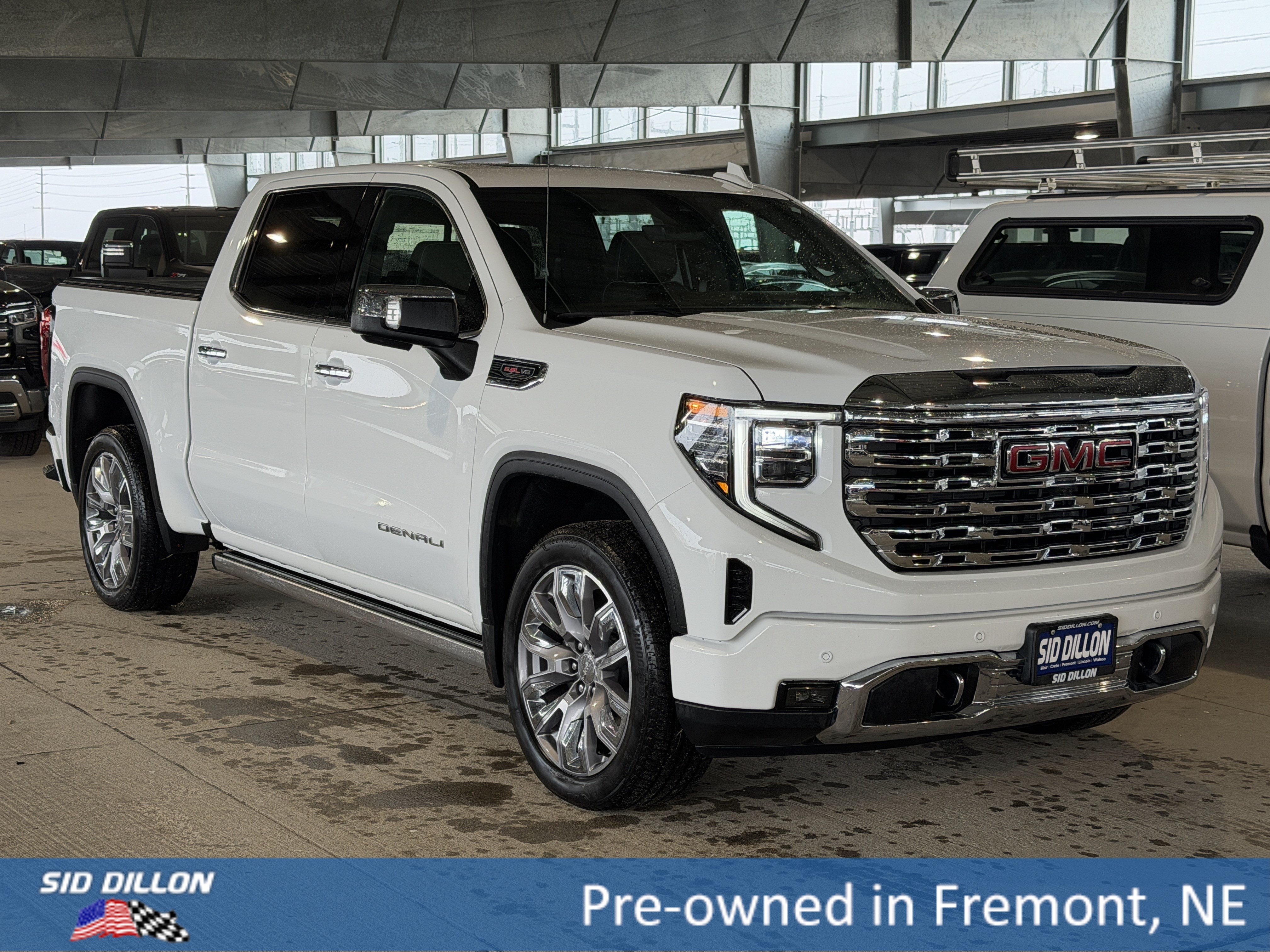 Certified 2024 GMC Sierra 1500 Denali w/ Denali Reserve Package AWD/4WD image 2