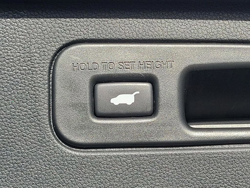 Used 2024 Honda Pilot Elite image 32