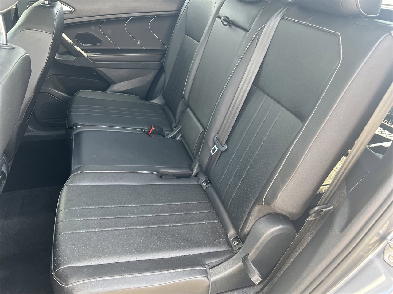 Used 2023 Volkswagen Tiguan SE image 20