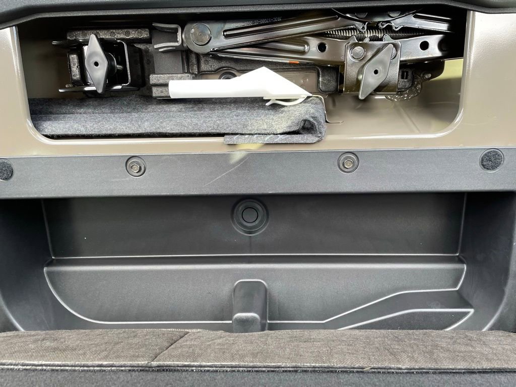 New 2025 Ford Bronco Badlands image 26