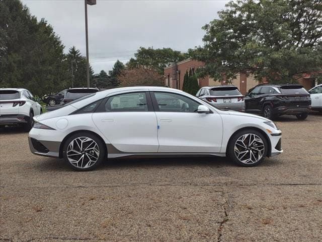 New 2024 Hyundai Ioniq 6 SEL image 3